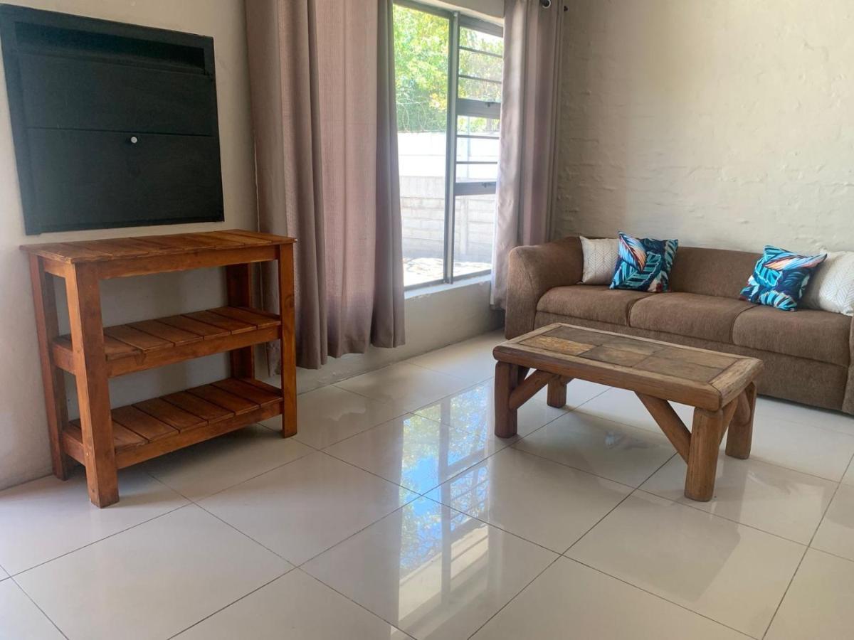 Framesby Guesthouse Port Elizabeth Luaran gambar